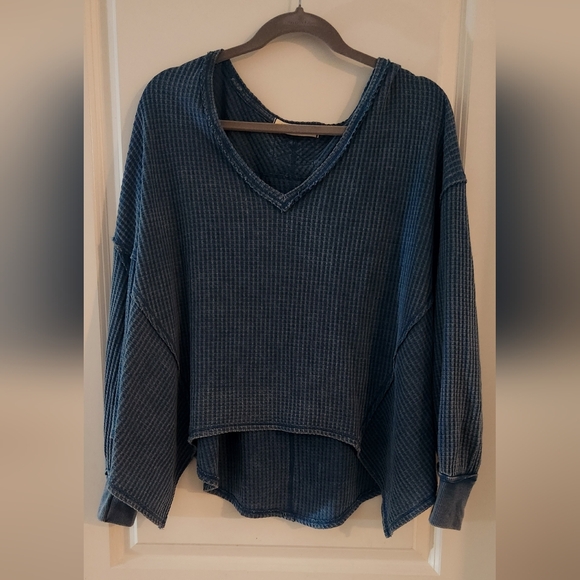 Free People We The Free Textured Blue Knit Top. - Picture 8 of 11